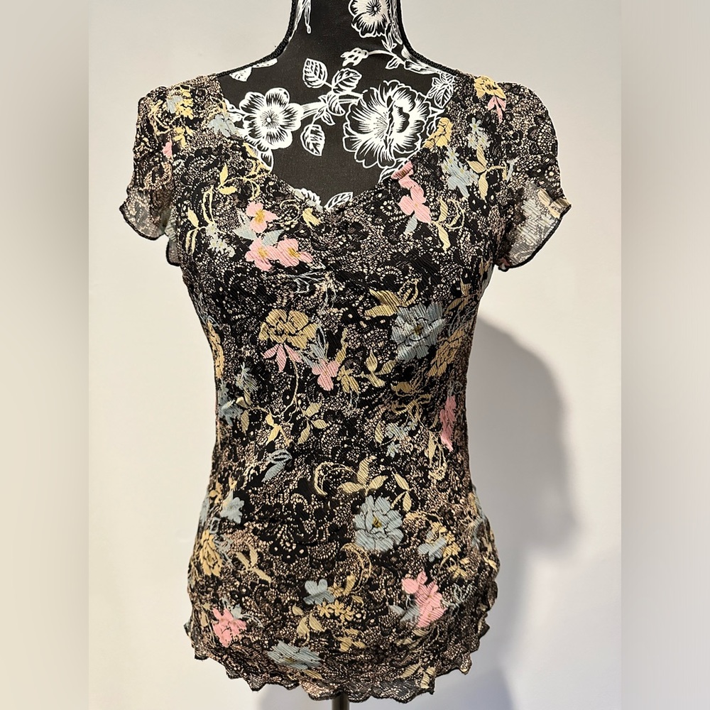 Vintage Context black floral silk petite top